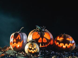 Halloween pumpkins_crop